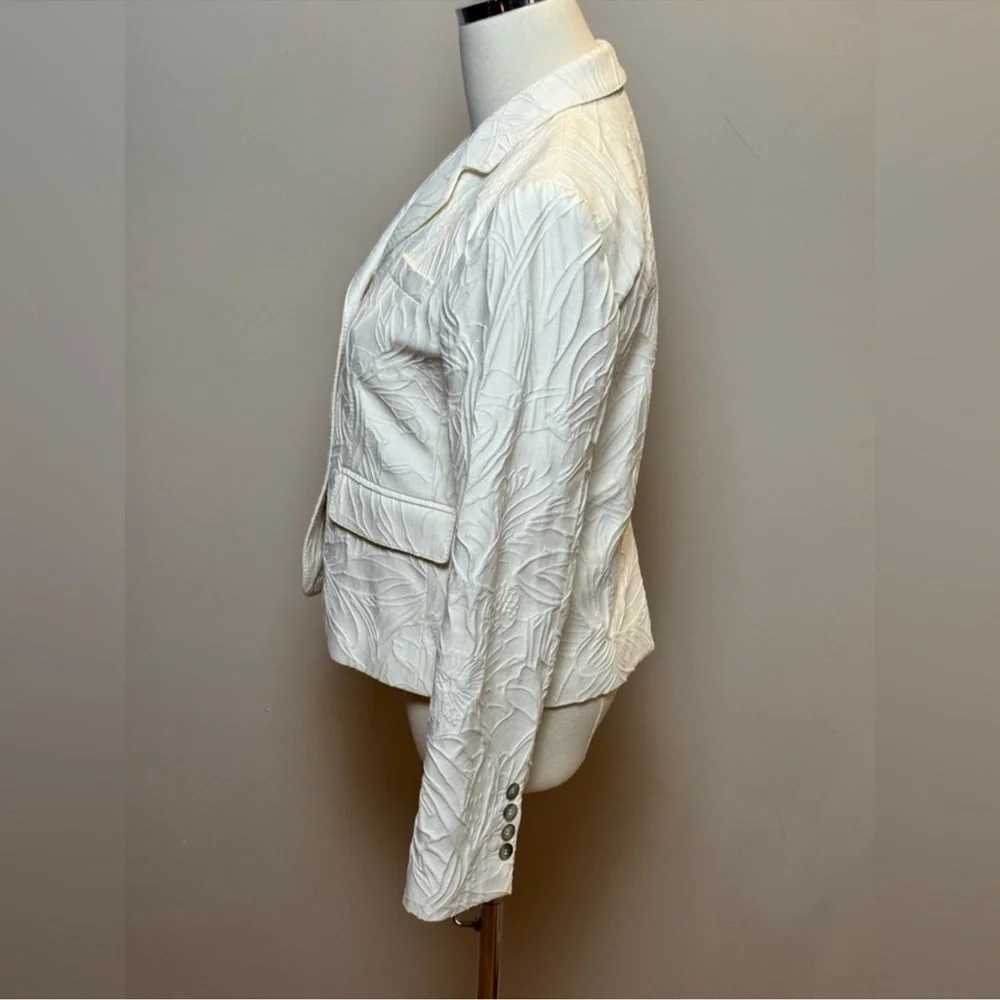 NWT Gucci Ivory Floral Textured Blazer - Size 42/US 6